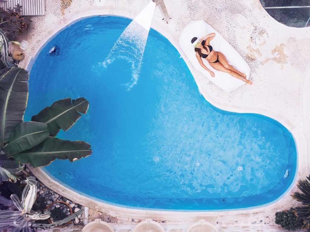 Infinity Pool & Leisure Decks