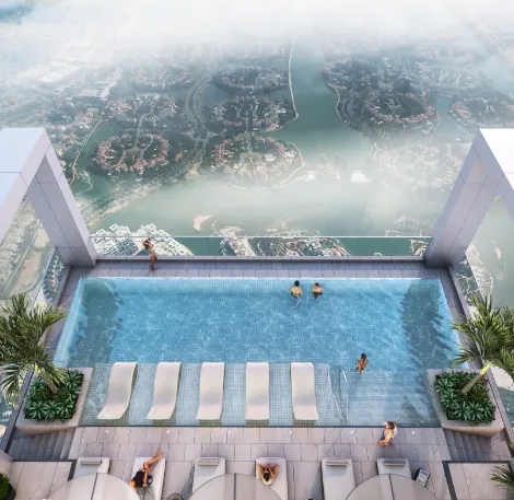 Resort-Style Pool & Lazy River